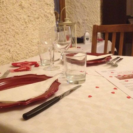 La Tana Del Ghiro Panzió Porto Valtravaglia Kültér fotó